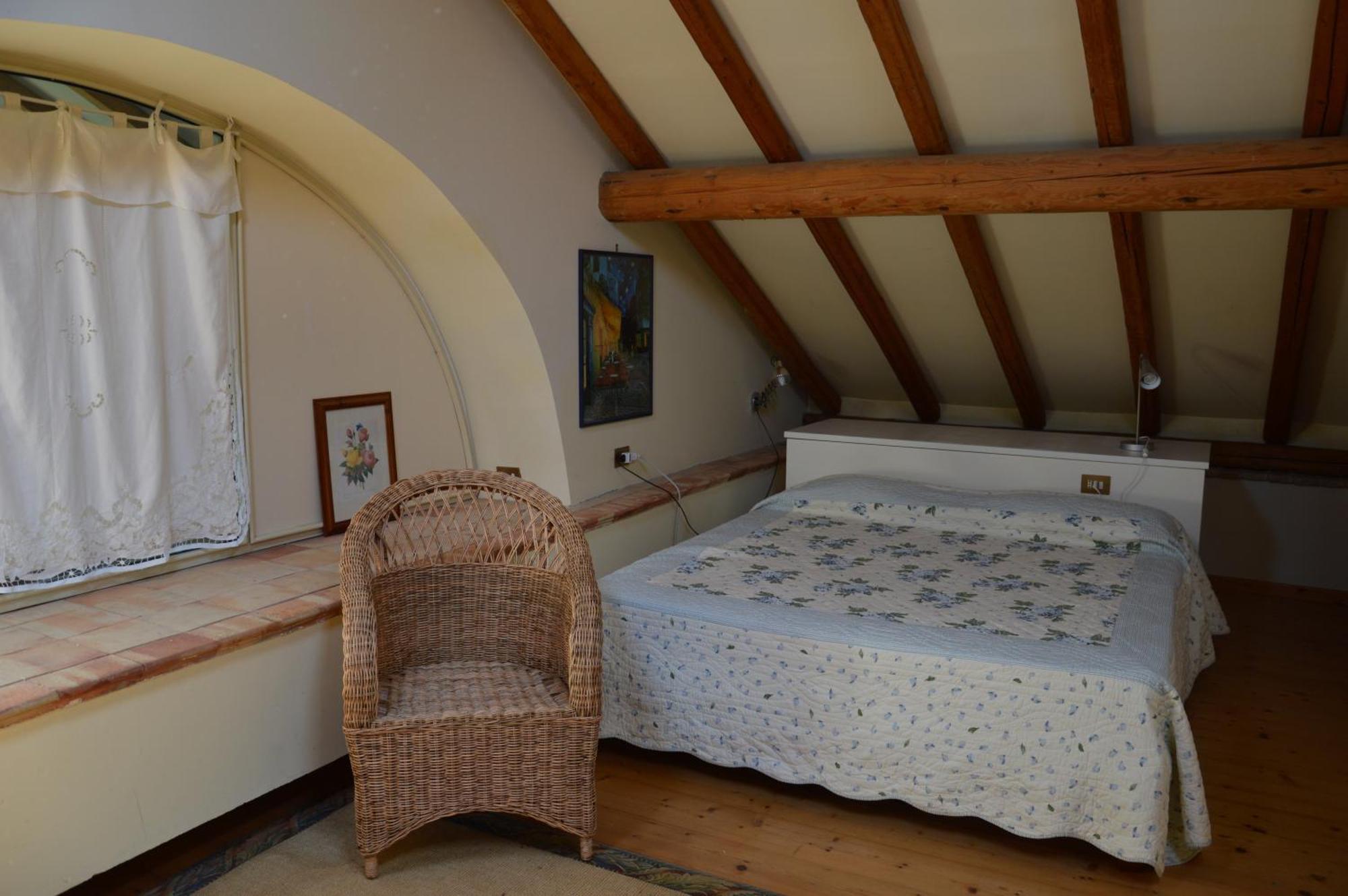 Relais De Charme - B&B Short Lets La Casa Di Francesca Sant'Agata Li Battiati Номер фото