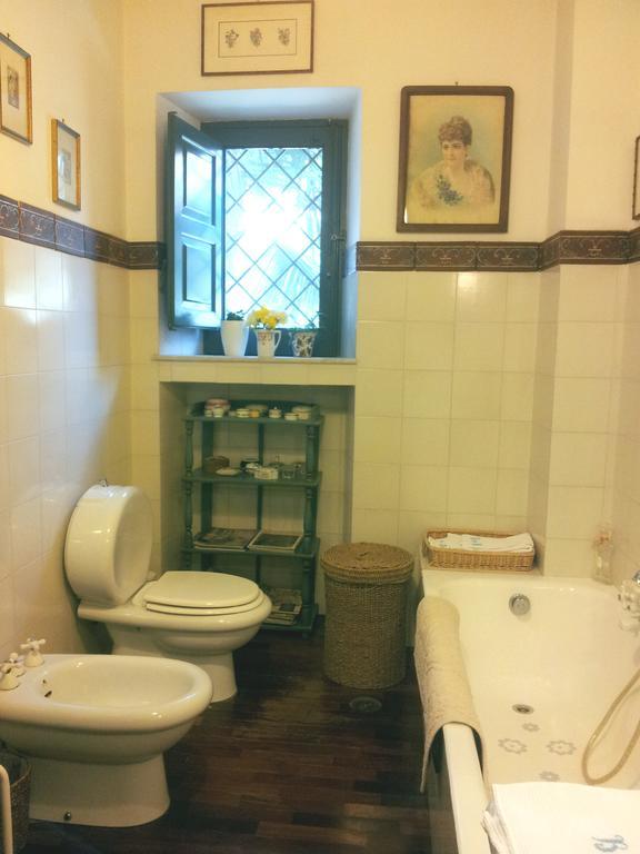 Relais De Charme - B&B Short Lets La Casa Di Francesca Sant'Agata Li Battiati Номер фото